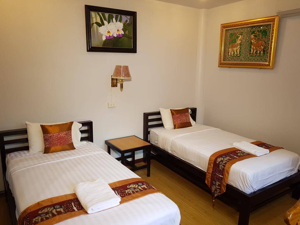 Ban Phumon Talang Resort Ban Mon Talaeng Екстериор снимка
