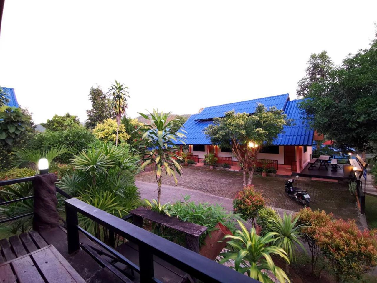 Ban Phumon Talang Resort Ban Mon Talaeng Екстериор снимка